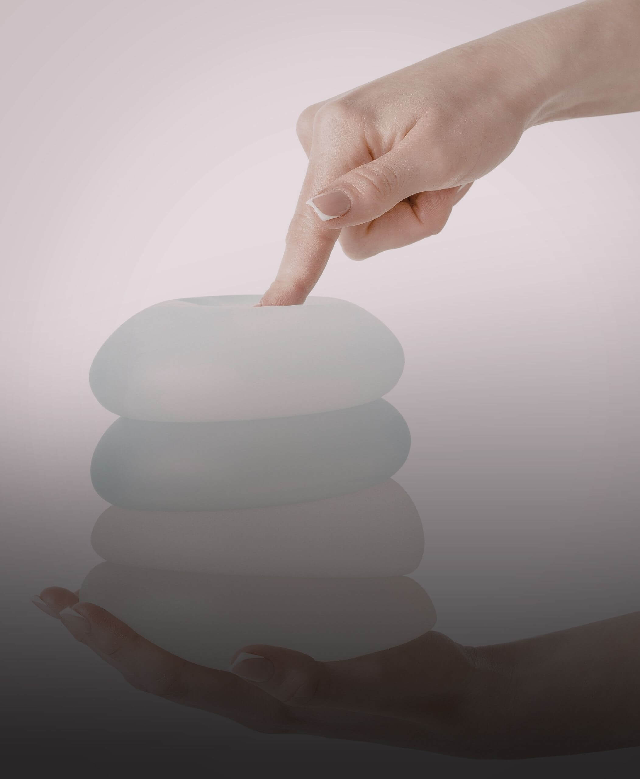 Cum alegi dimensiunea potrivită a implanturilor mamare – ghid complet explicat de un chirurg plastician
